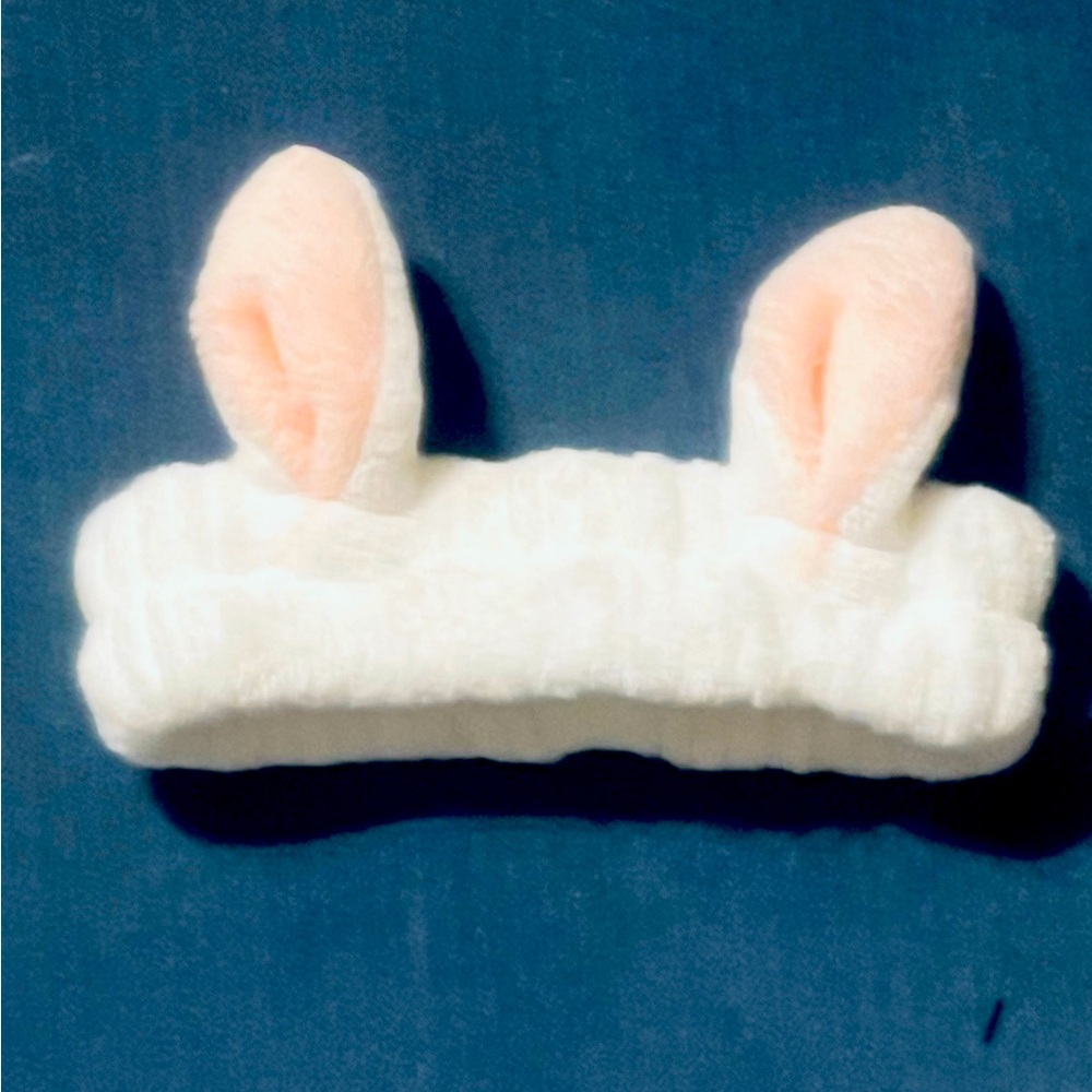 Bunny skincare hair accessory
